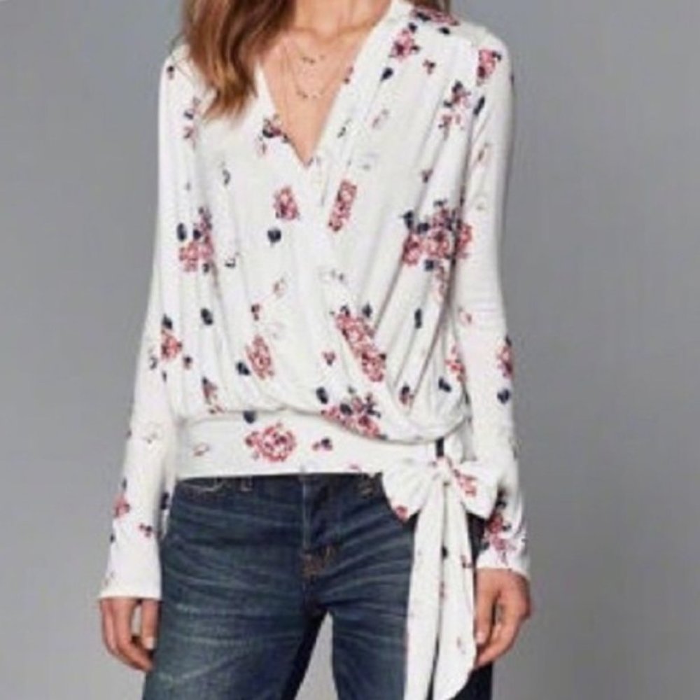 NWOT Abercrombie & Fitch Floral Wrap Top